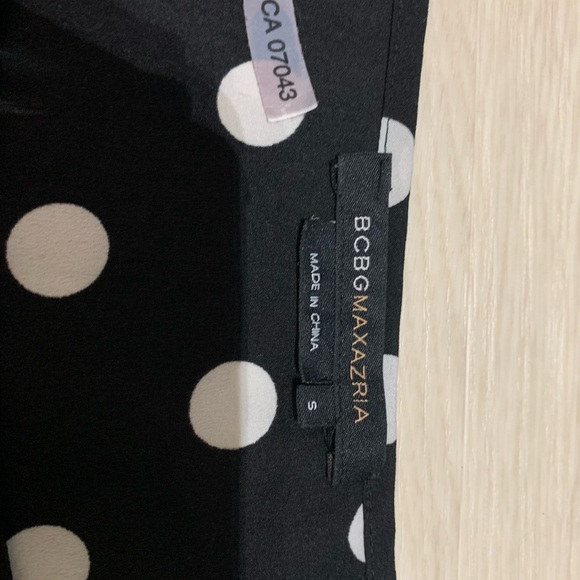 BCBG top Small - Picture 7 of 7